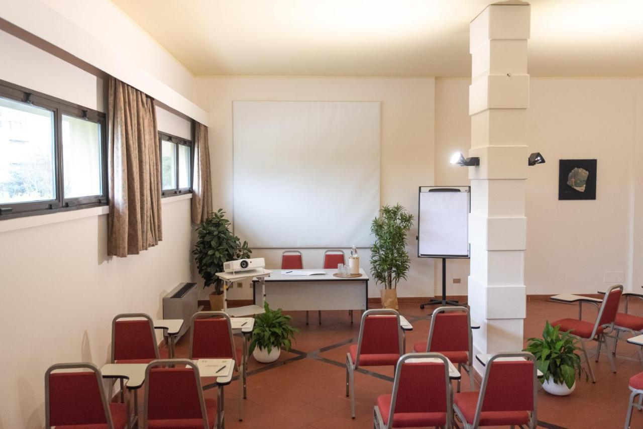 Hotel Castello Artemide Congressi Castel San Pietro Terme Exterior photo